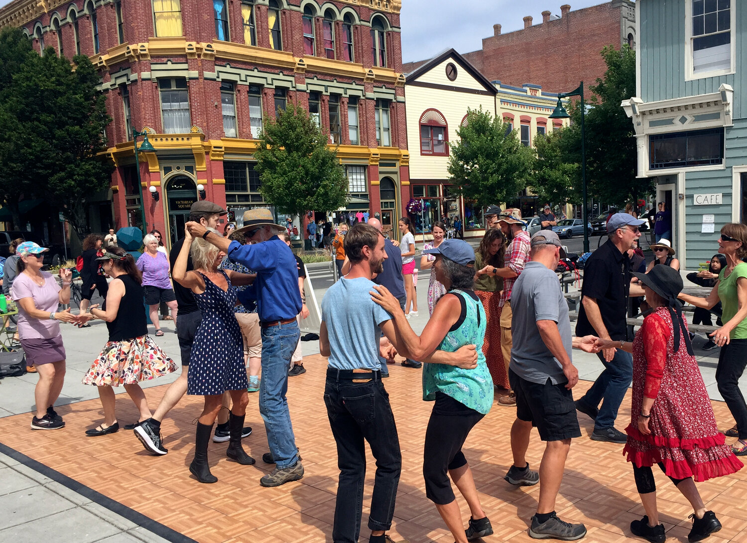 The Lindy Hop Dance class in Tyler Plaza.
