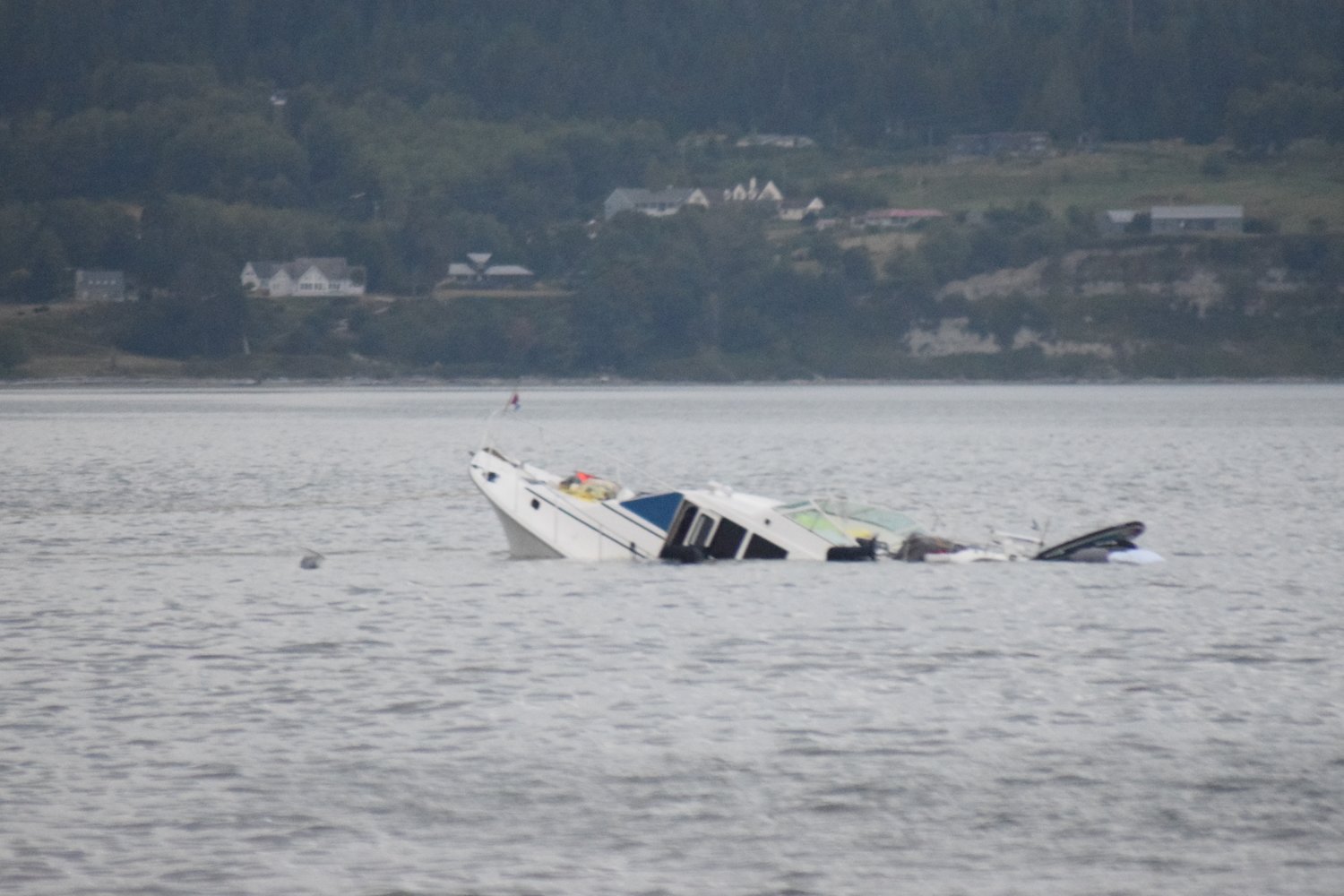 Eight Escape Safely As Yacht Sinks South Of Hood Canal