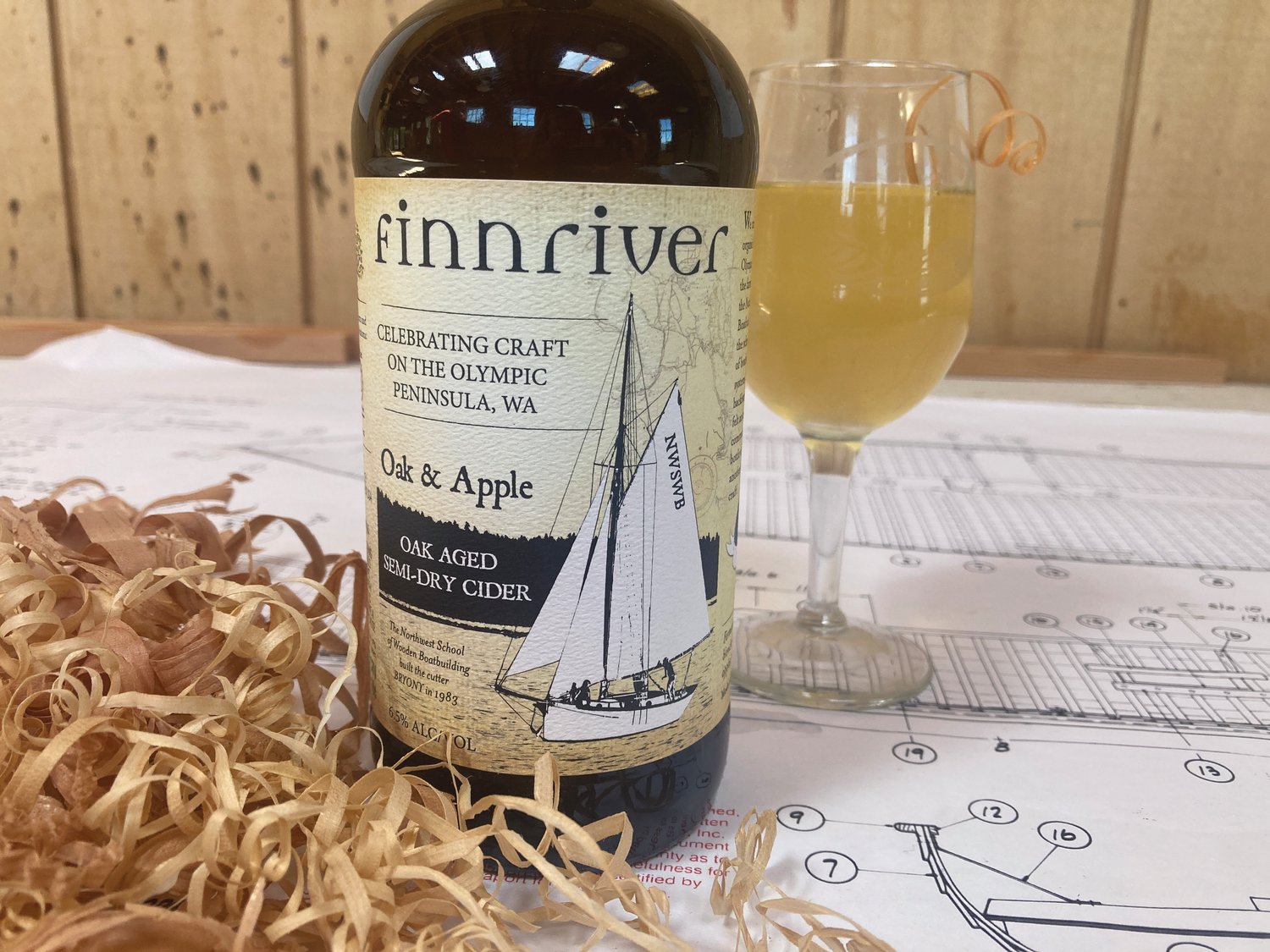 The Northwest School of Wooden Boat Building has teamed up with Finnriver to produce their Oak & Apple dry cider
