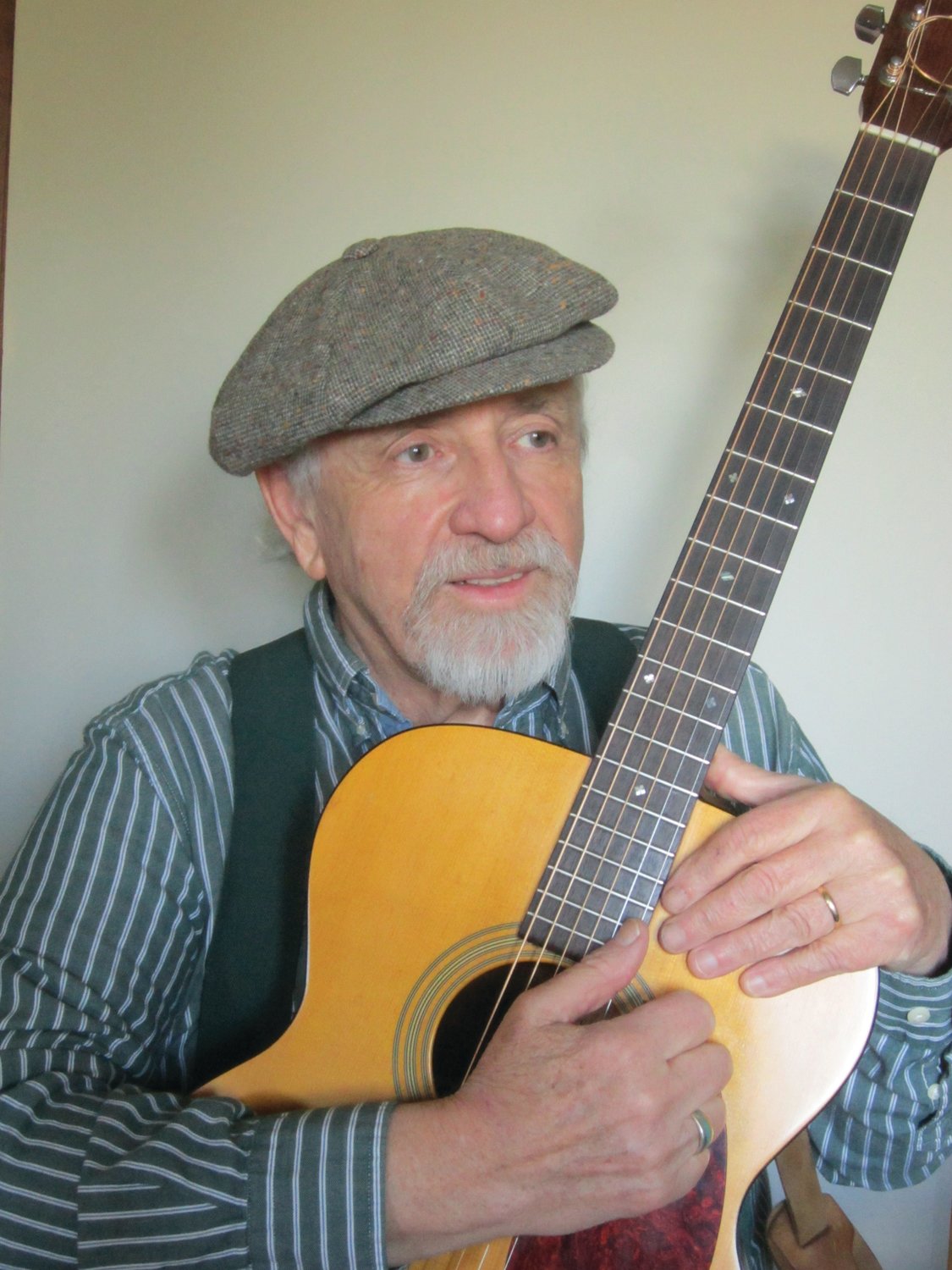 Mike James, a Port Townsend 
resident, will perform for Trinity United Methodist Church’s Candlelight 
Concert series with half of the proceeds going to YEA Music!,  a nonprofit dedicated to providing musical opportunities for the youth of East Jefferson.